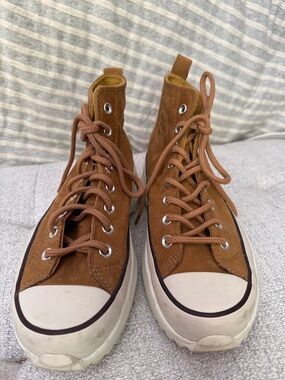 Women’s High-Top Suede Sneakers in Cognac Brown